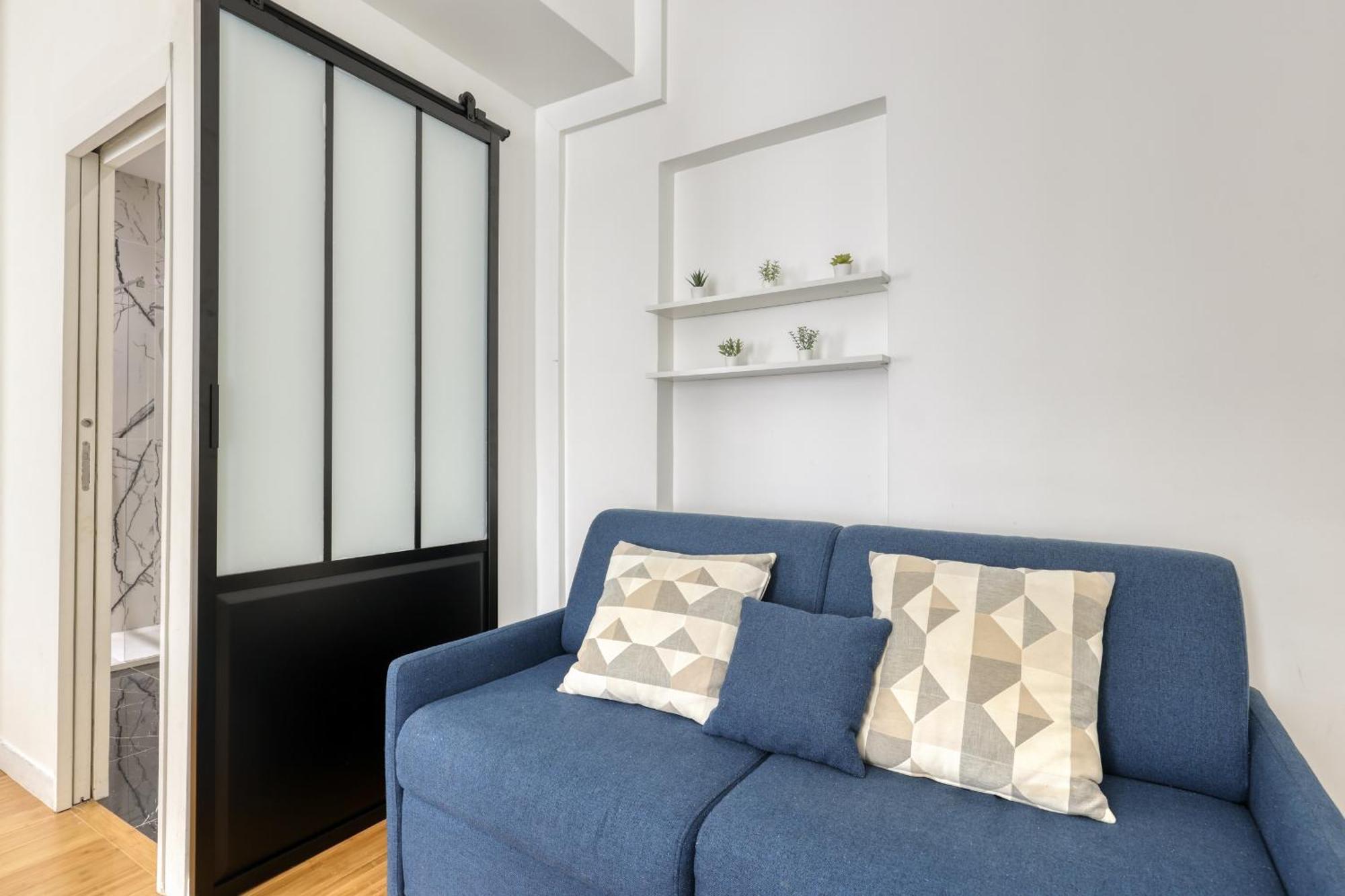 New And Quiet 1 Bdr Flat In The Heart Of 12 Paris