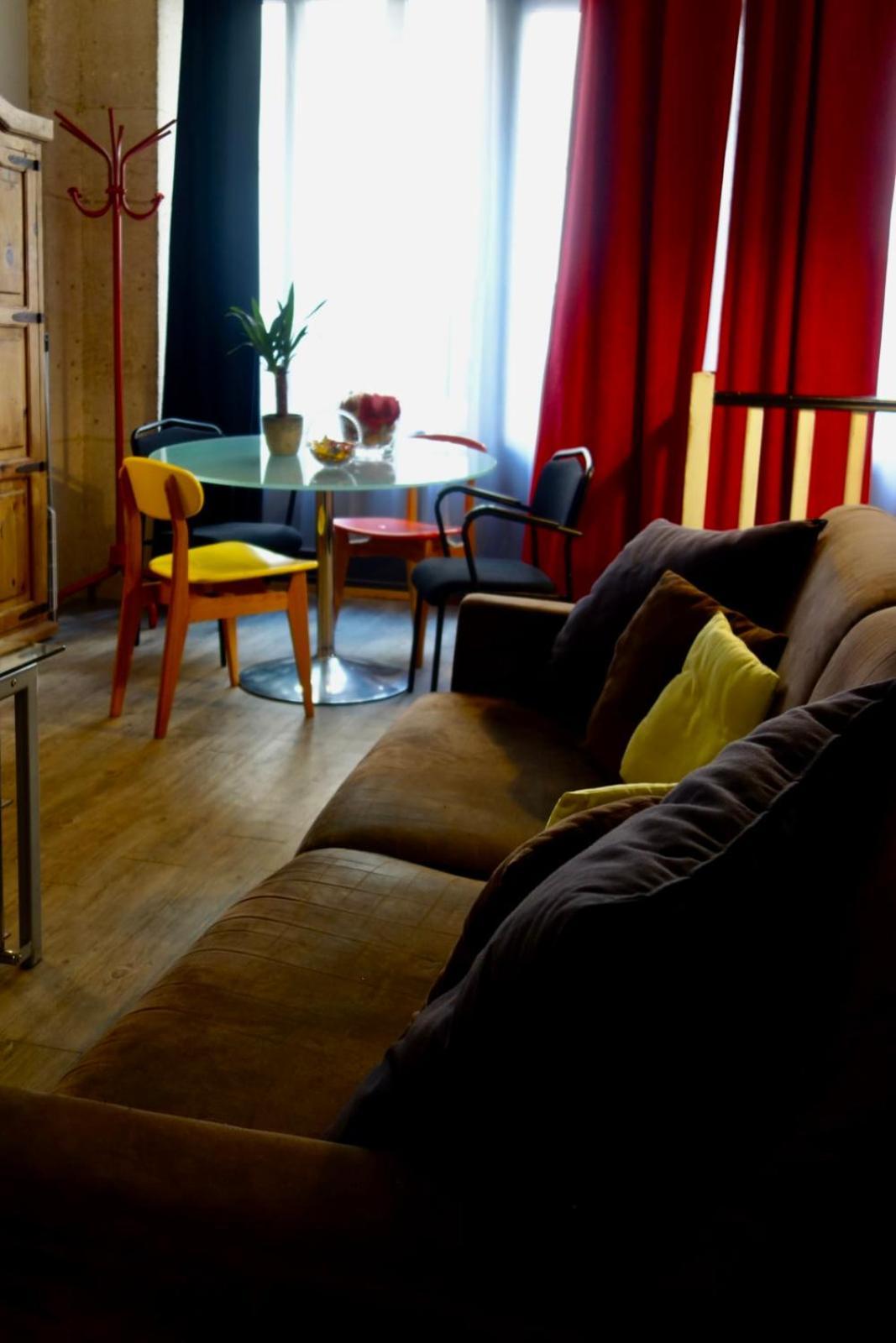 Charming For 4 People 1 Baby In The Heart Of Paris