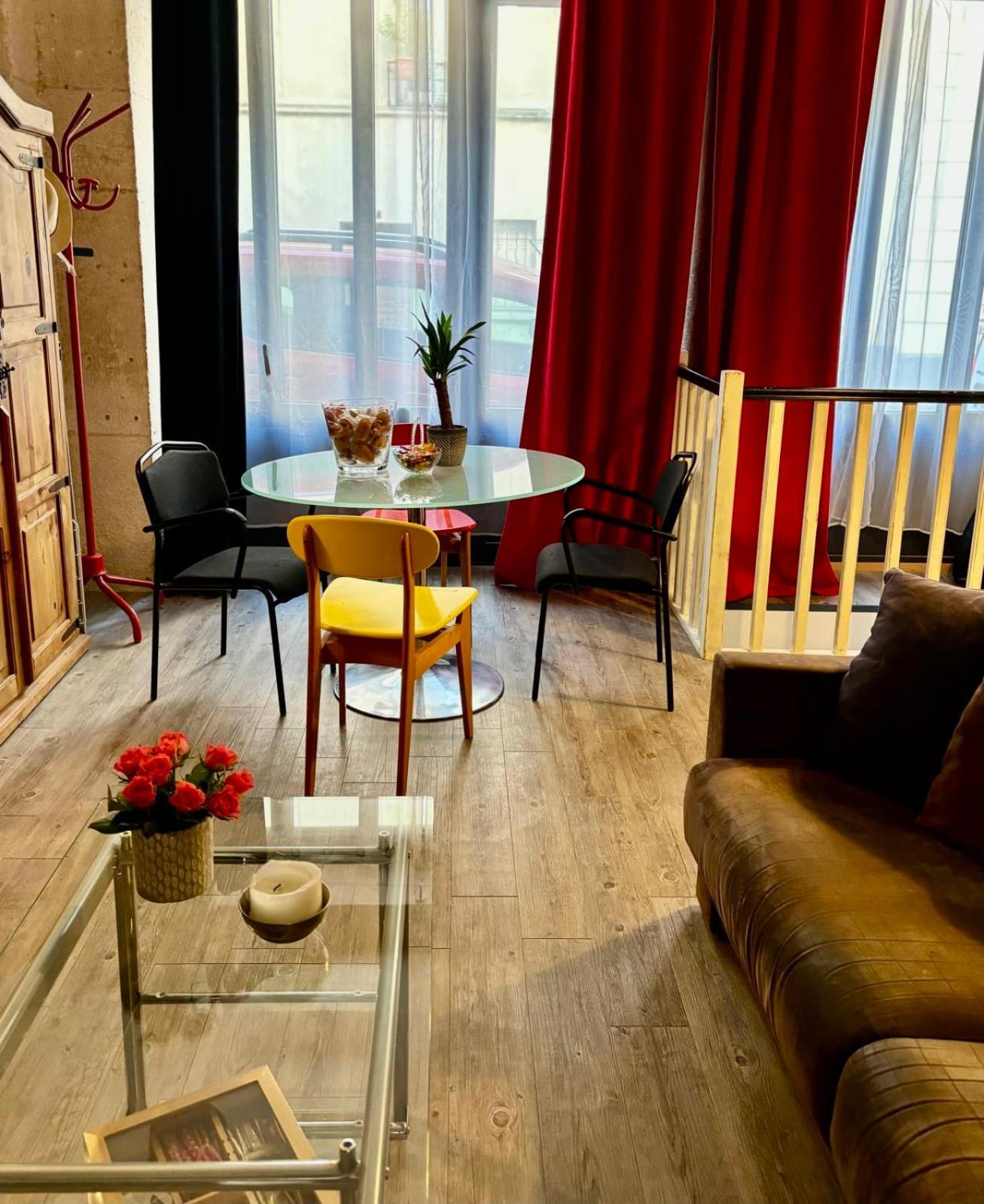 Charming For 4 People 1 Baby In The Heart Of Apartment