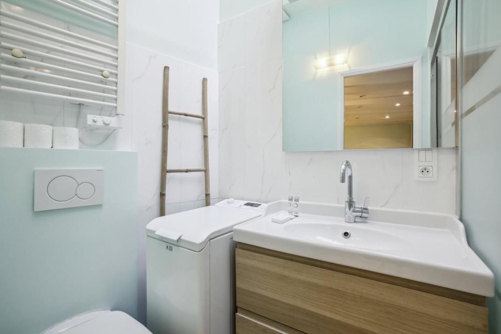 Apartment Bluestay 131 - A Paris
