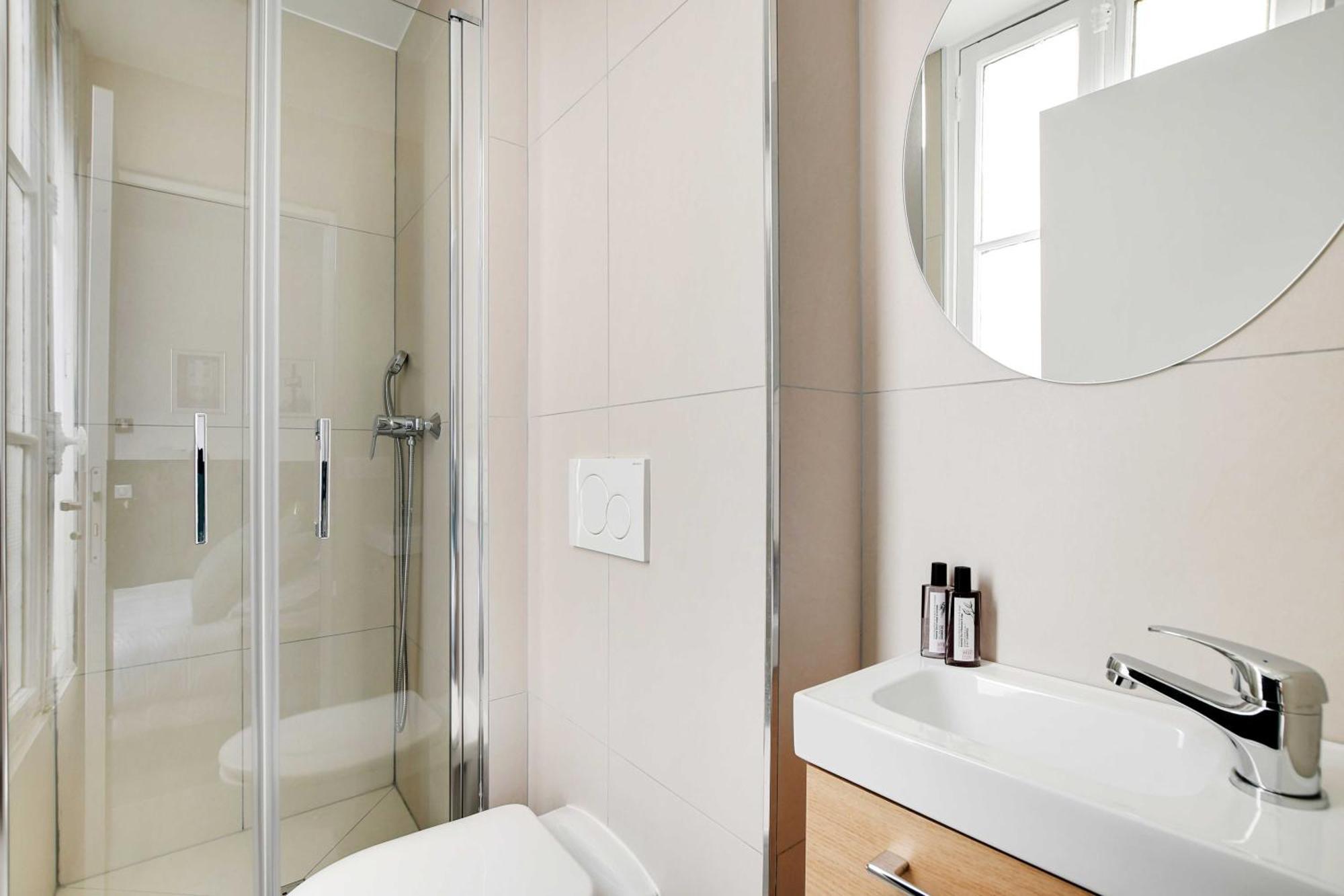 Apartment Modern With A-c - Near Montmartre