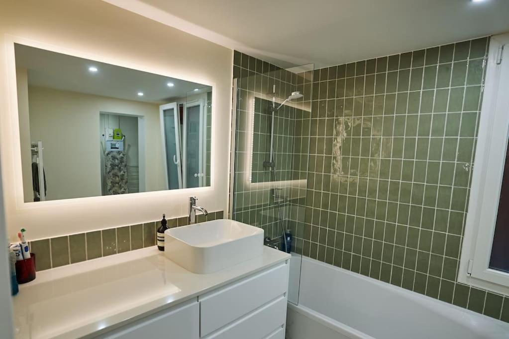 Magnifique Appartement, Vue Grand Rex * Paris