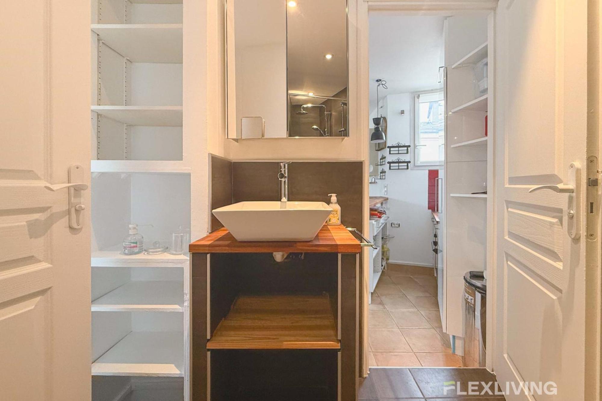 Flexliving - One Bedroom - Croix Nivert Appartement *