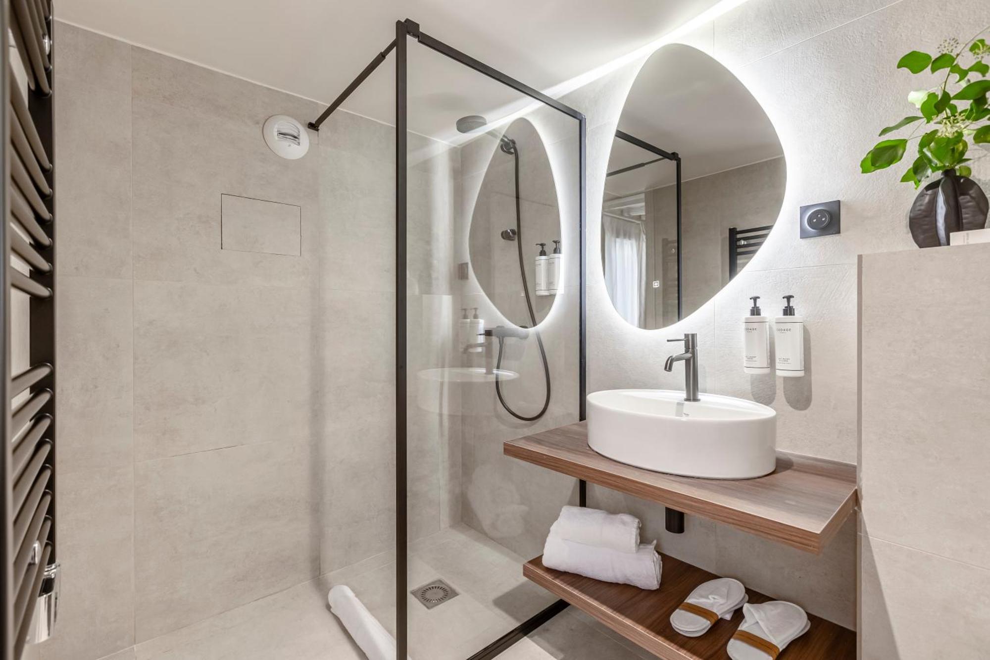 Le Madame By Sweett Hotel