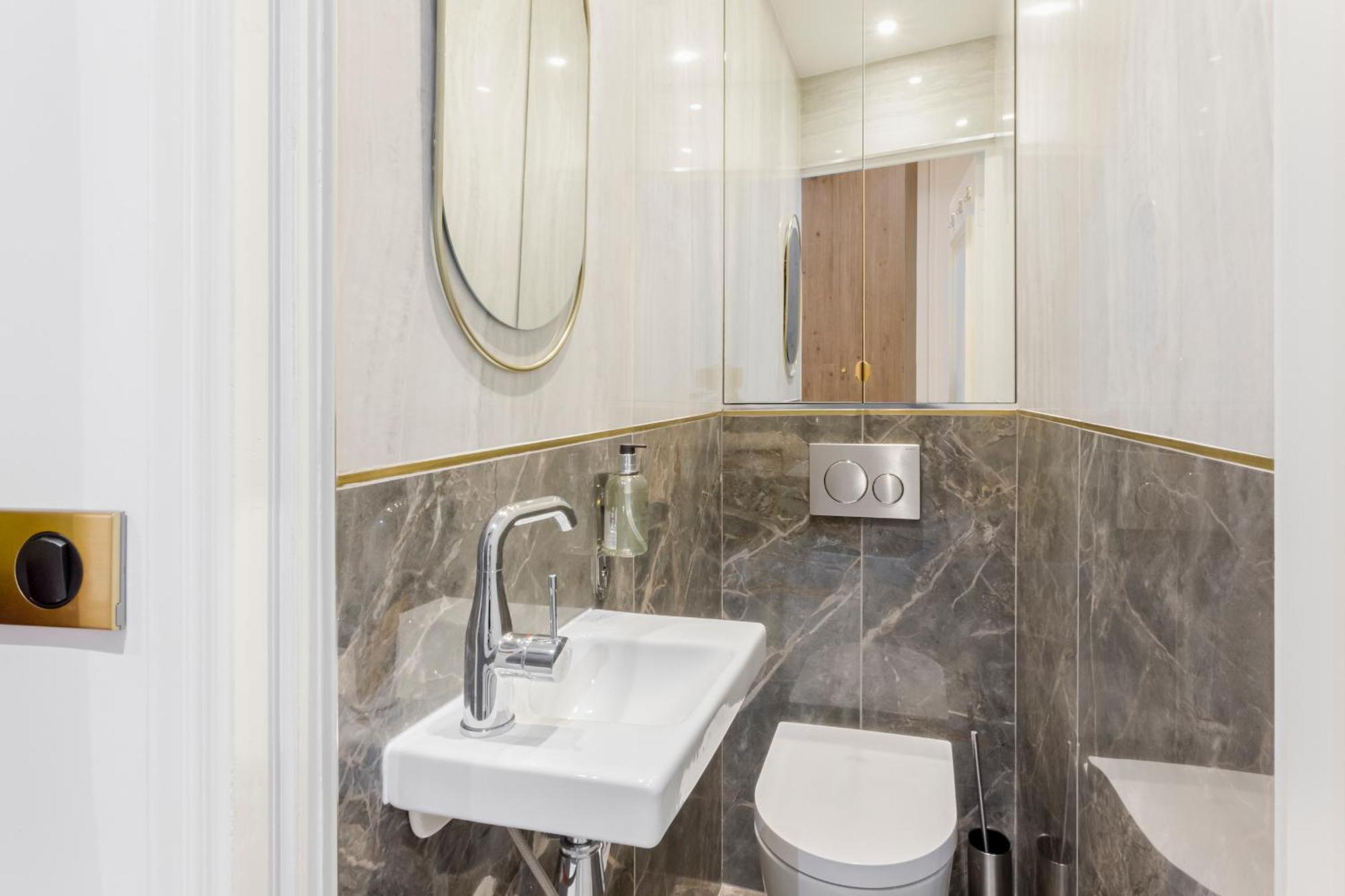 Merveil - Luxury - Marais - Republique Apartment