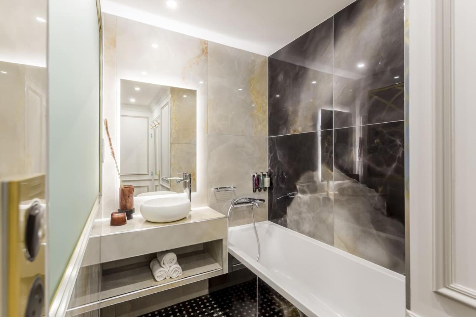 Appartement Merveil - Luxury - Champs Elysees -st George *
