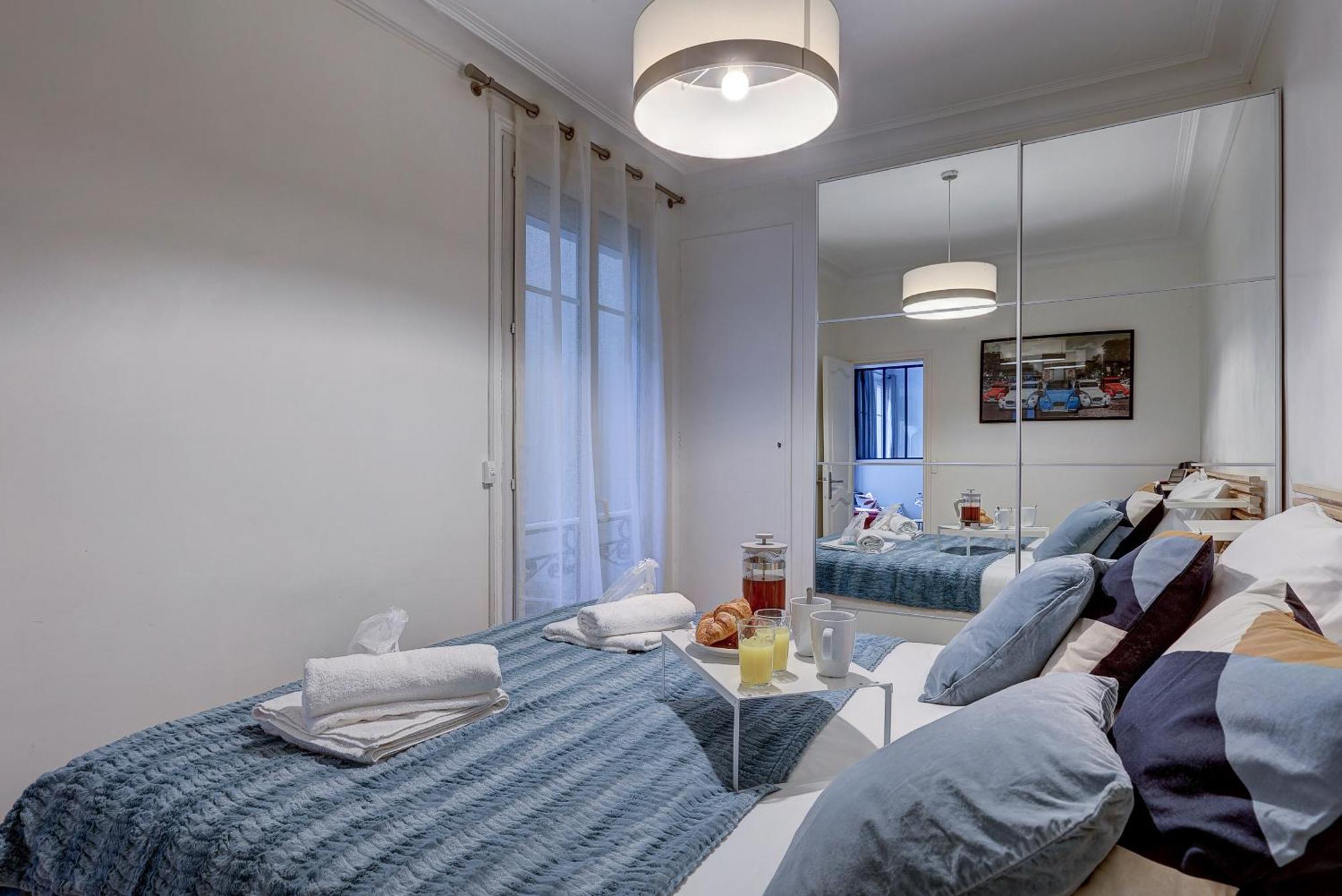 Appartement Elegante Haussmannienne Au Prestige Parisien Paris