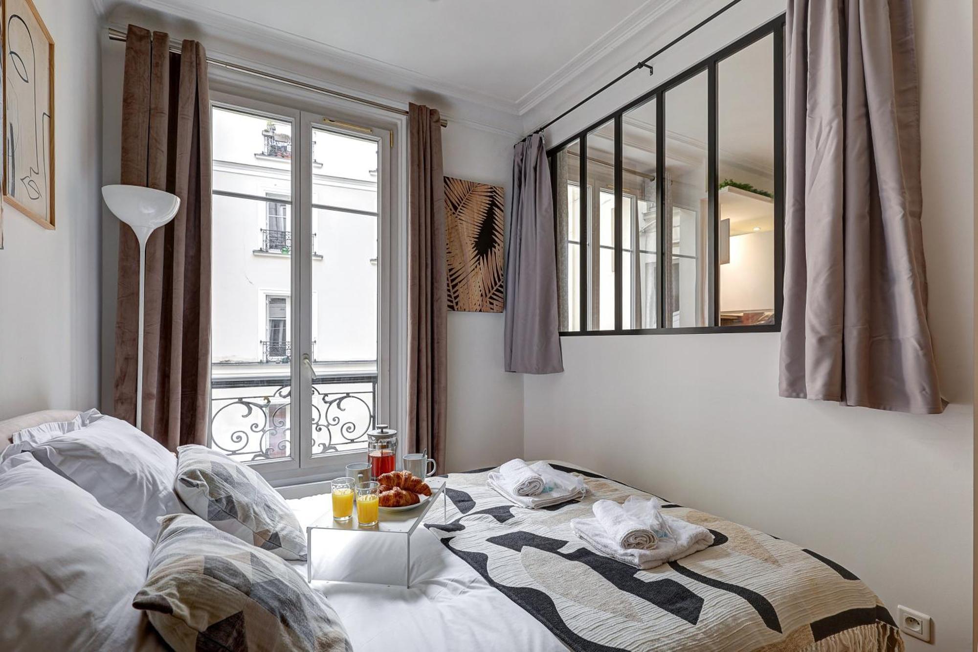 Elegante Haussmannienne Au Prestige Parisien