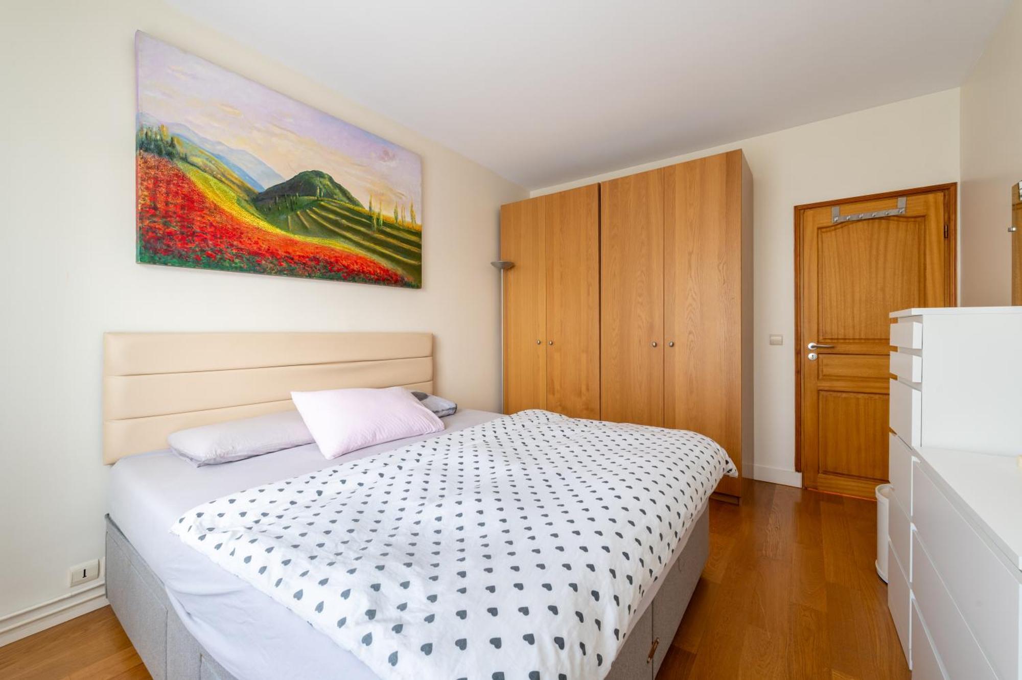 Spacious 3bd Family Auteuil Paris