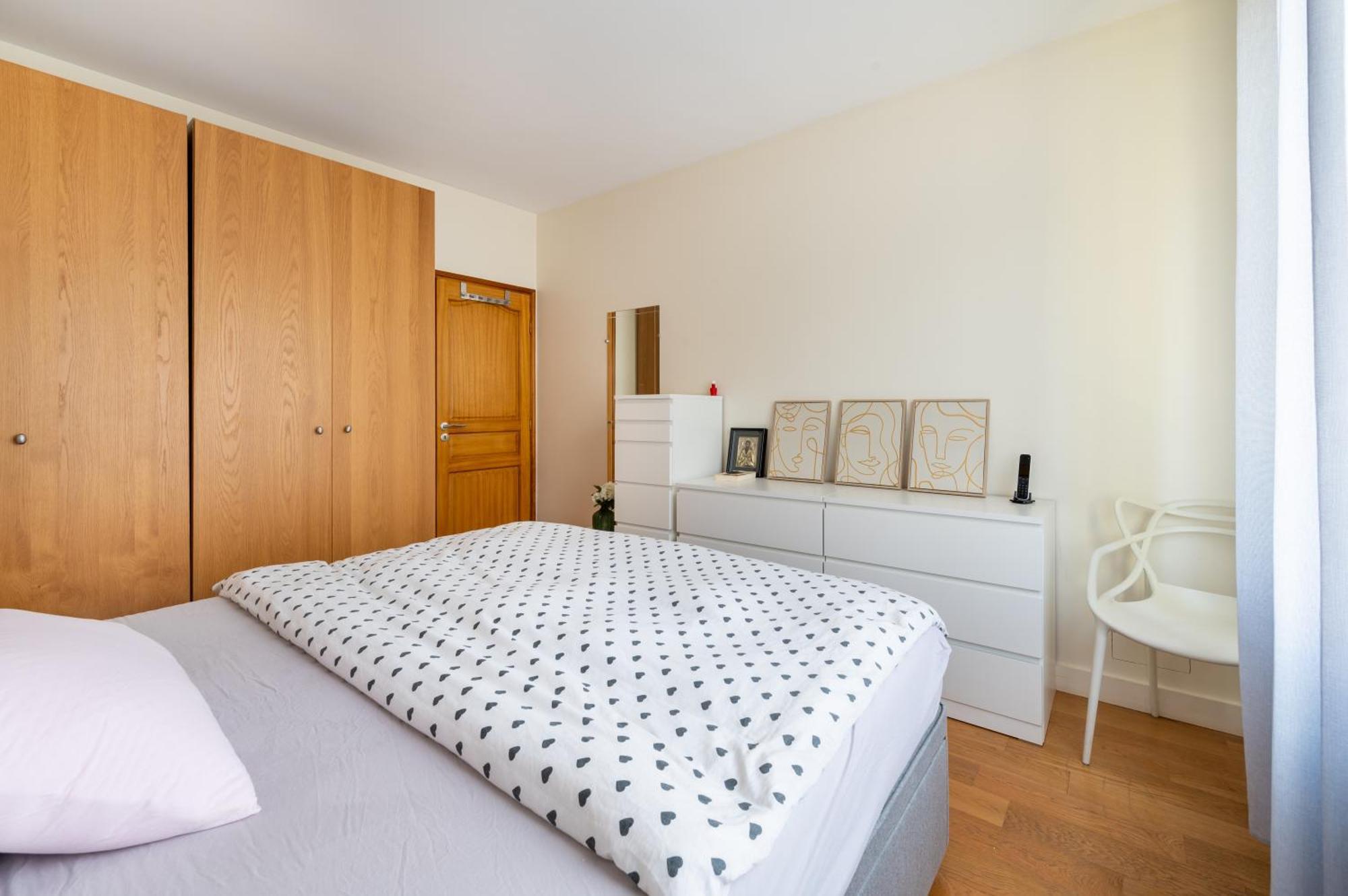 Spacious 3bd Family Auteuil Apartment Paris