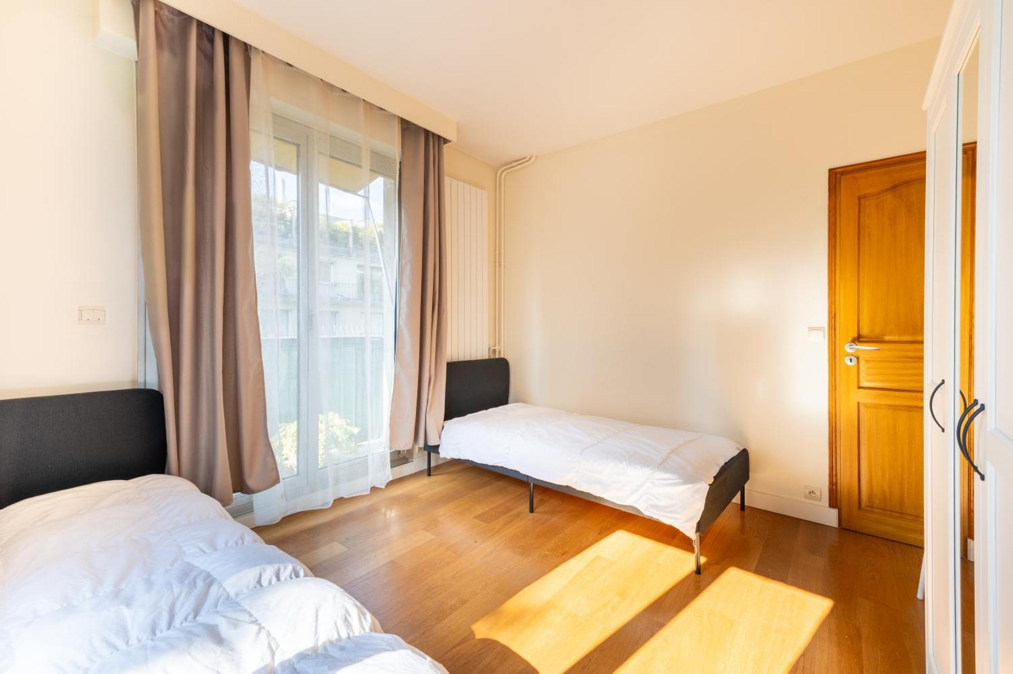 Apartment Spacious 3bd Family Auteuil Paris