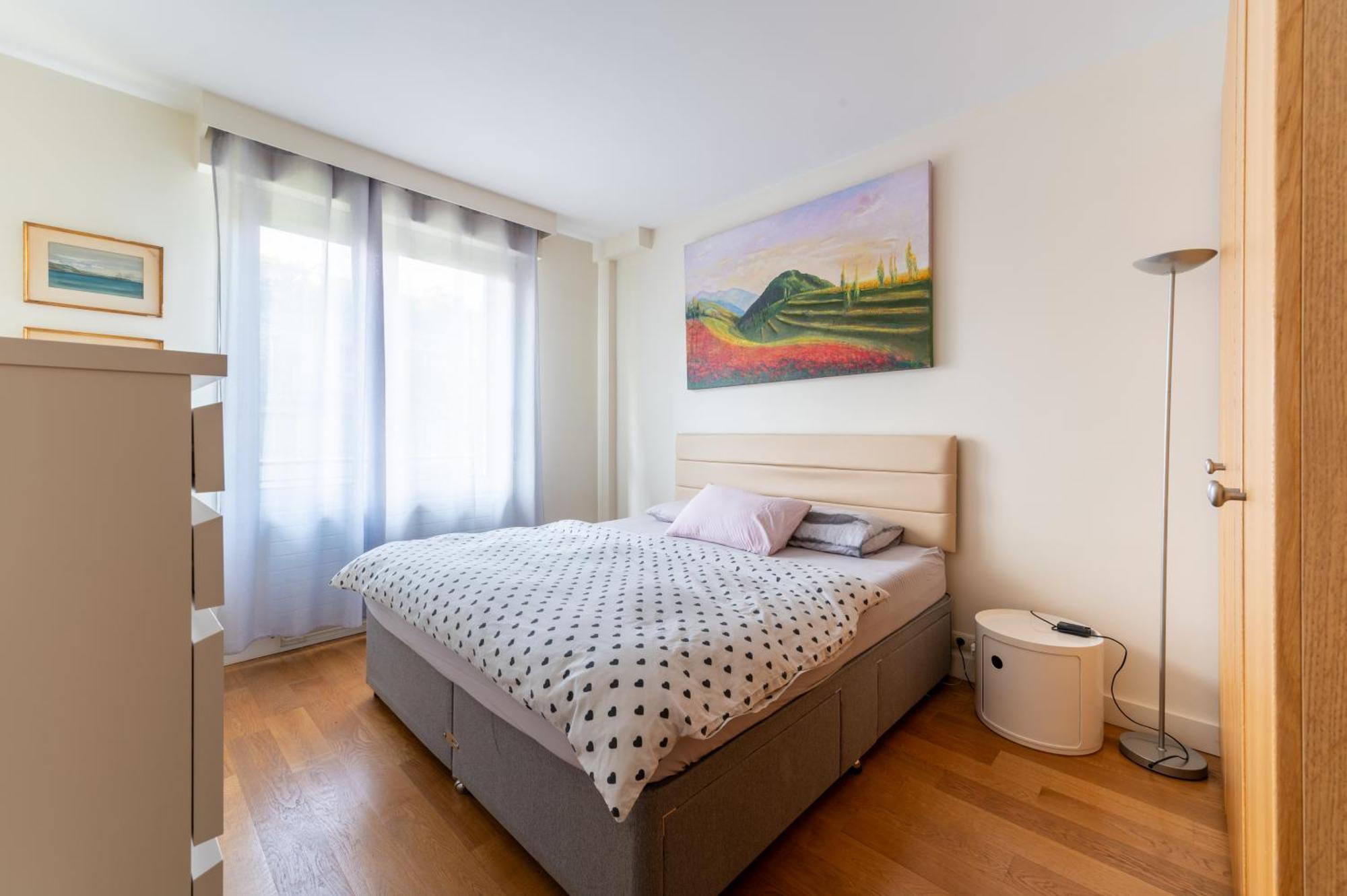 Spacious 3bd Family Auteuil Paris