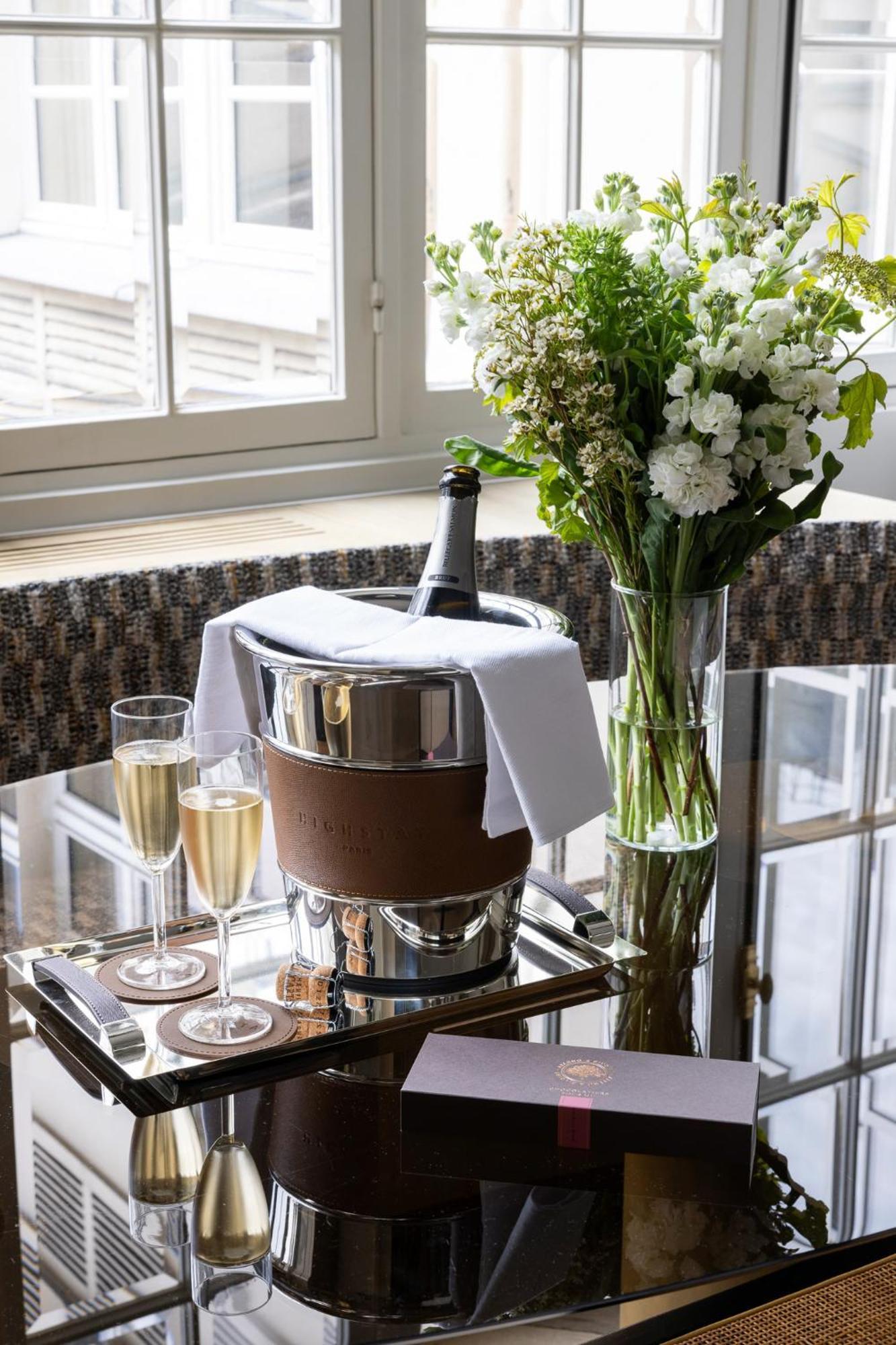 Highstay - Luxury Serviced - Louvre Apartamento Paris