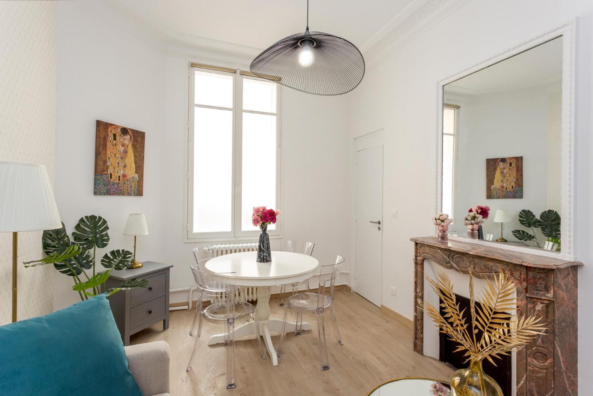Cozy - Champs Elysees - Wagram