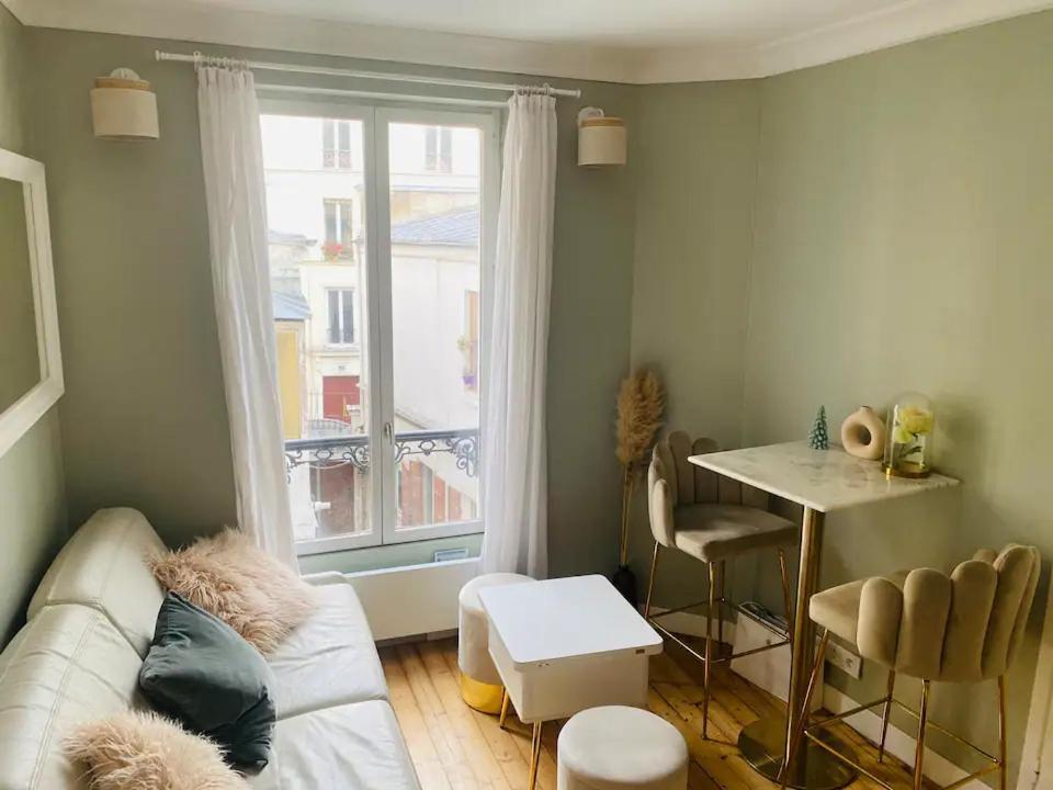 Wonderful Flat In Montmartre Paris