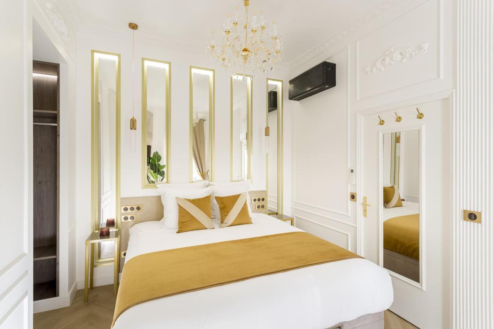 Merveil - Luxury - Marais - Republique Apartment