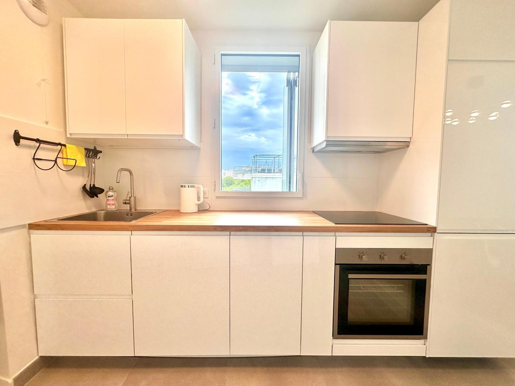 Appartement In Poniatowski Near Vincennes Forest