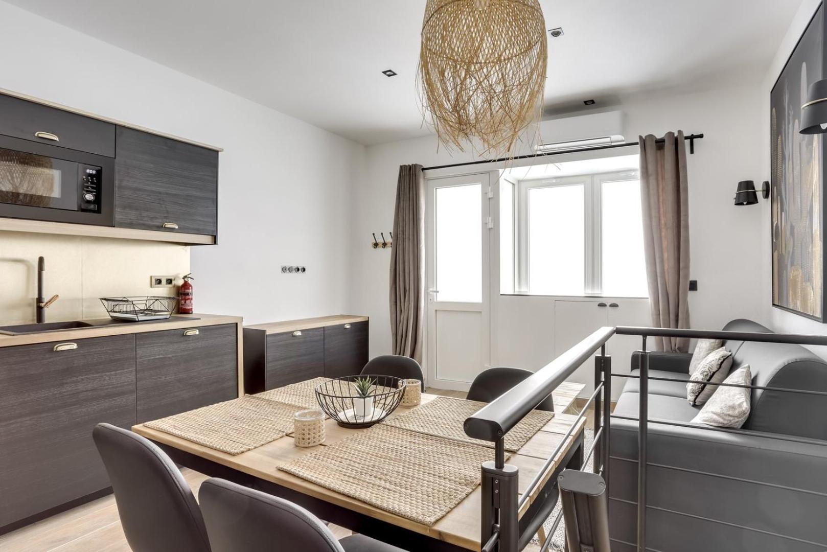 Apartment Bluestay 25 - A 12 Paris