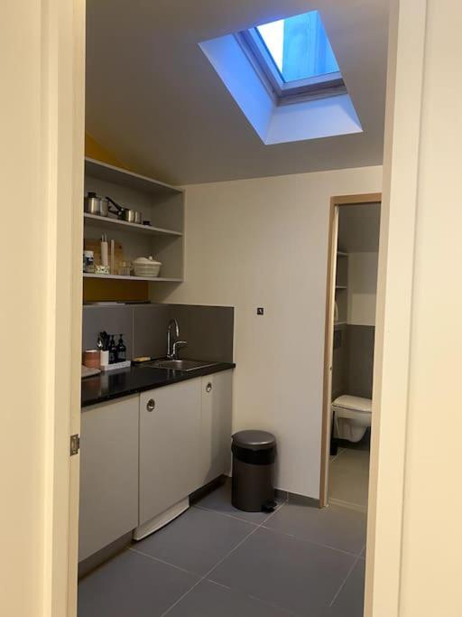 Apartment Modern Parisian Flat In Montparnasse Area