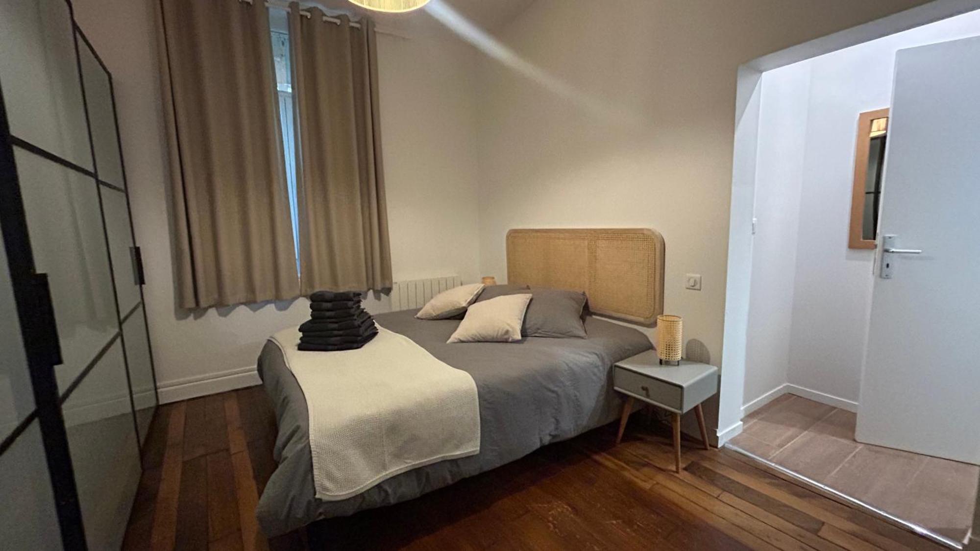 Grand Avec Patio A 14eme Apartamento *