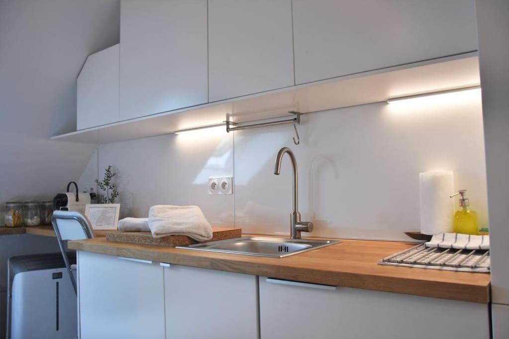 Apartamento Place Maubert Charmant Nid Equipe Vue Ascenseur *