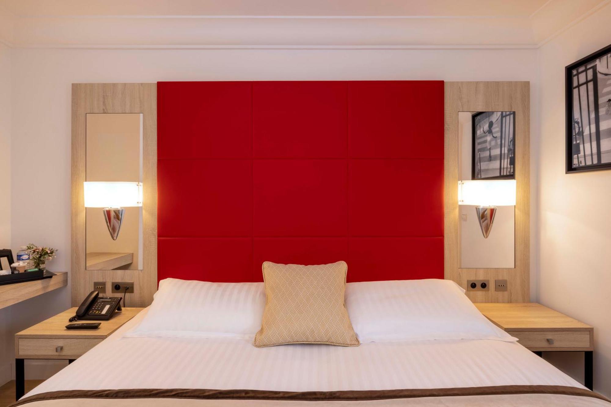 Hotel De Castiglione 4*