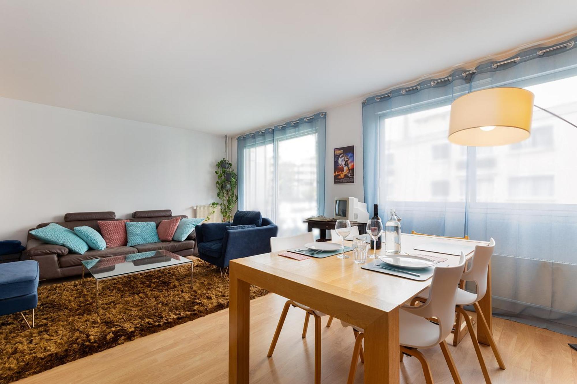 Montparnasse / Voyage D'affaire / Decouverte De La Apartment Paris