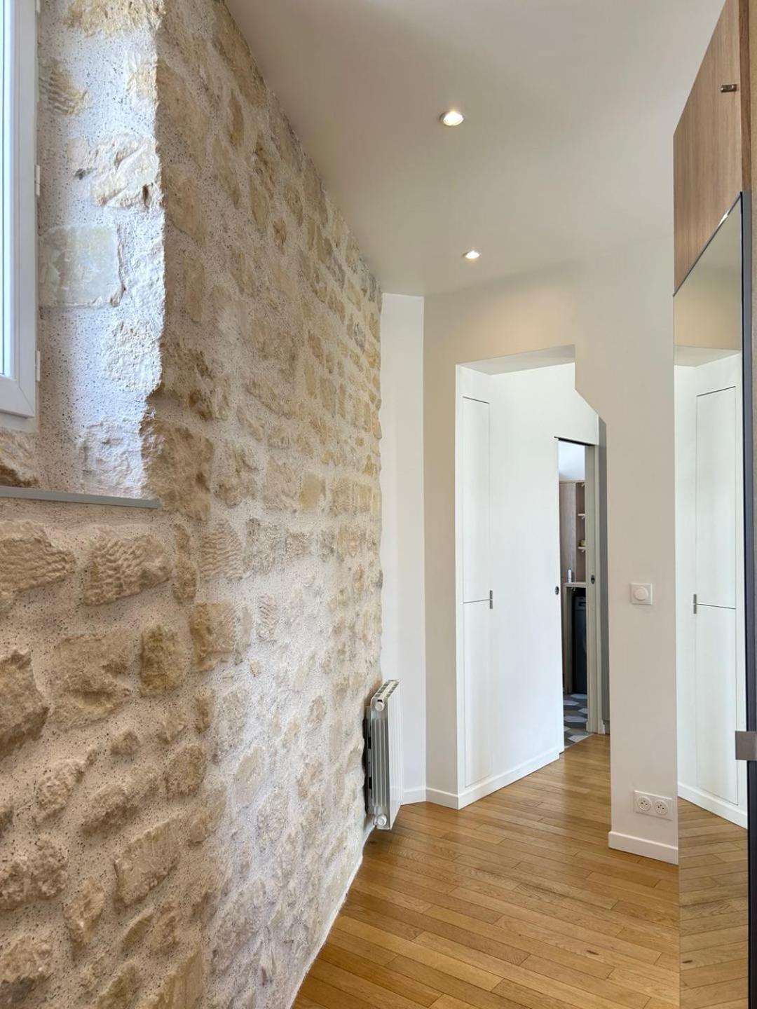 Apartment Spacious Near Eiffel Grenelle F2
