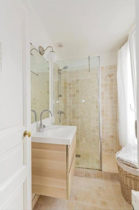Apartment Cocon Parisien Lumineux Central