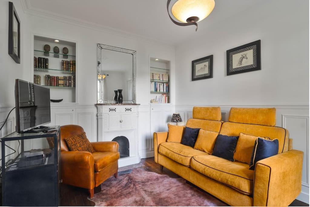 Charming Flat In Old *