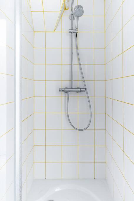Universite Invalides Magnifique Studio Apartment Paris