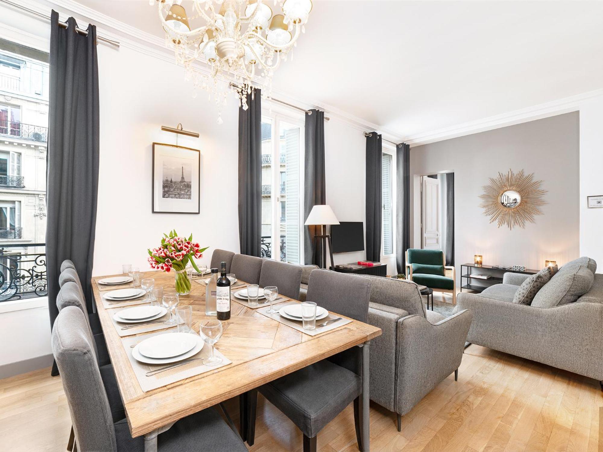 Livinparis - Luxury 3 Bedrooms Le Louvre I Paris