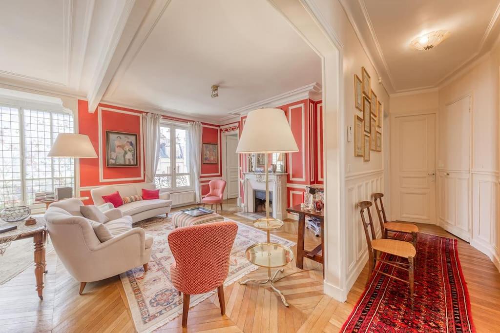 De La Belle Epoque- Notre-dame Appartement