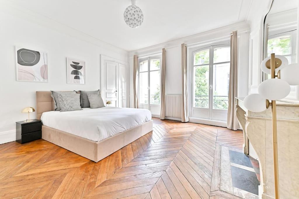 Parisien Spacieux #marais #rivoli - Ii Apartment