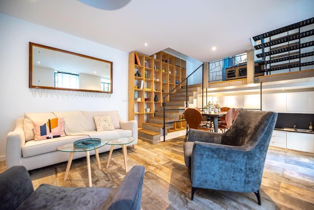 Maison De Charme Avec Terrasse Apartment