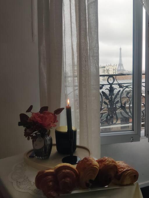 Appartement Superbe Studio Vue Tour Eiffel 15 *