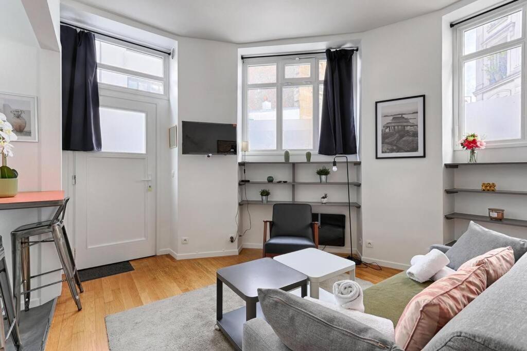 Apartment Charming 1br Batignolles