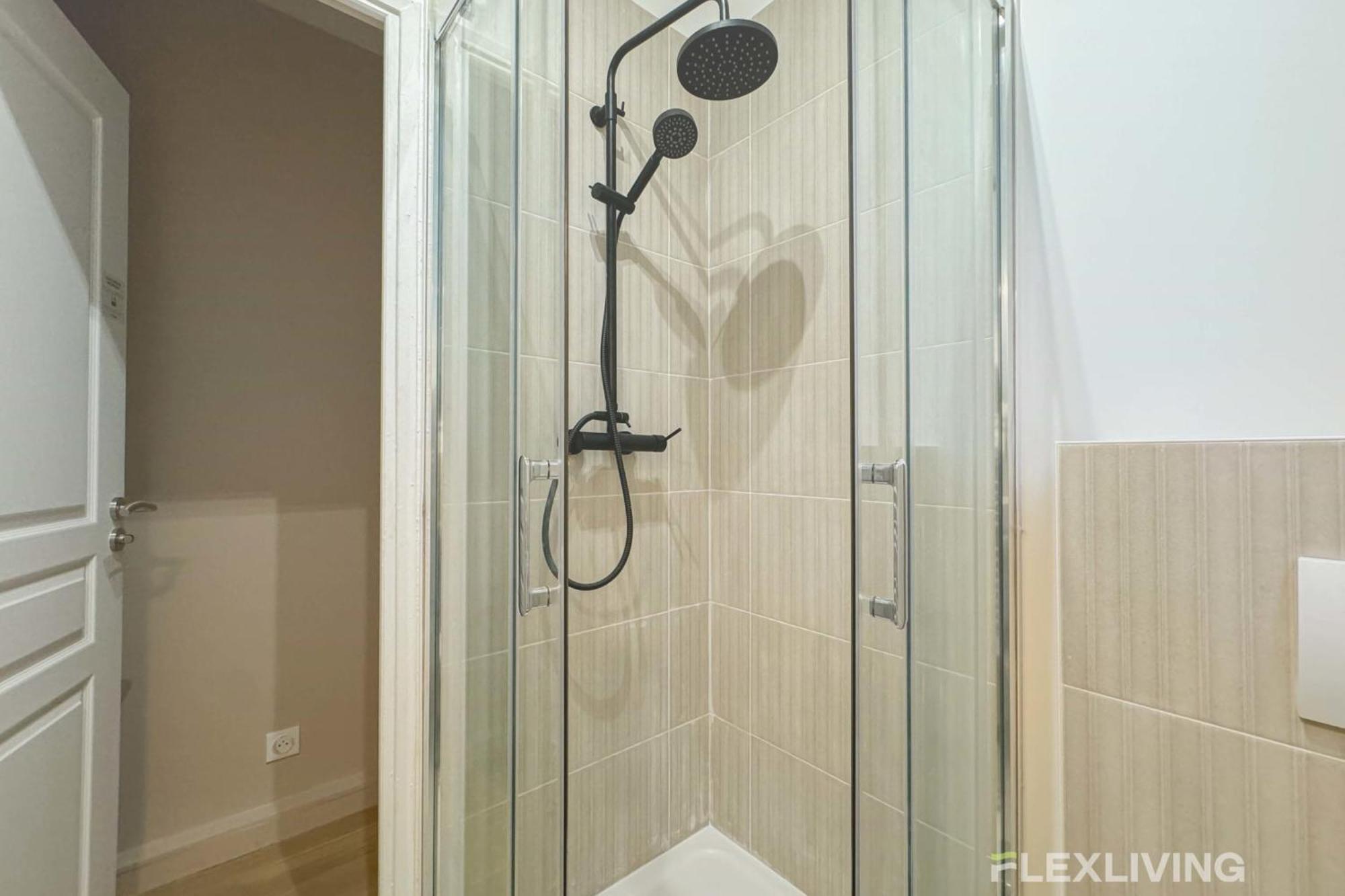Flexliving - 99 Felix Faure - Whole Apartment *