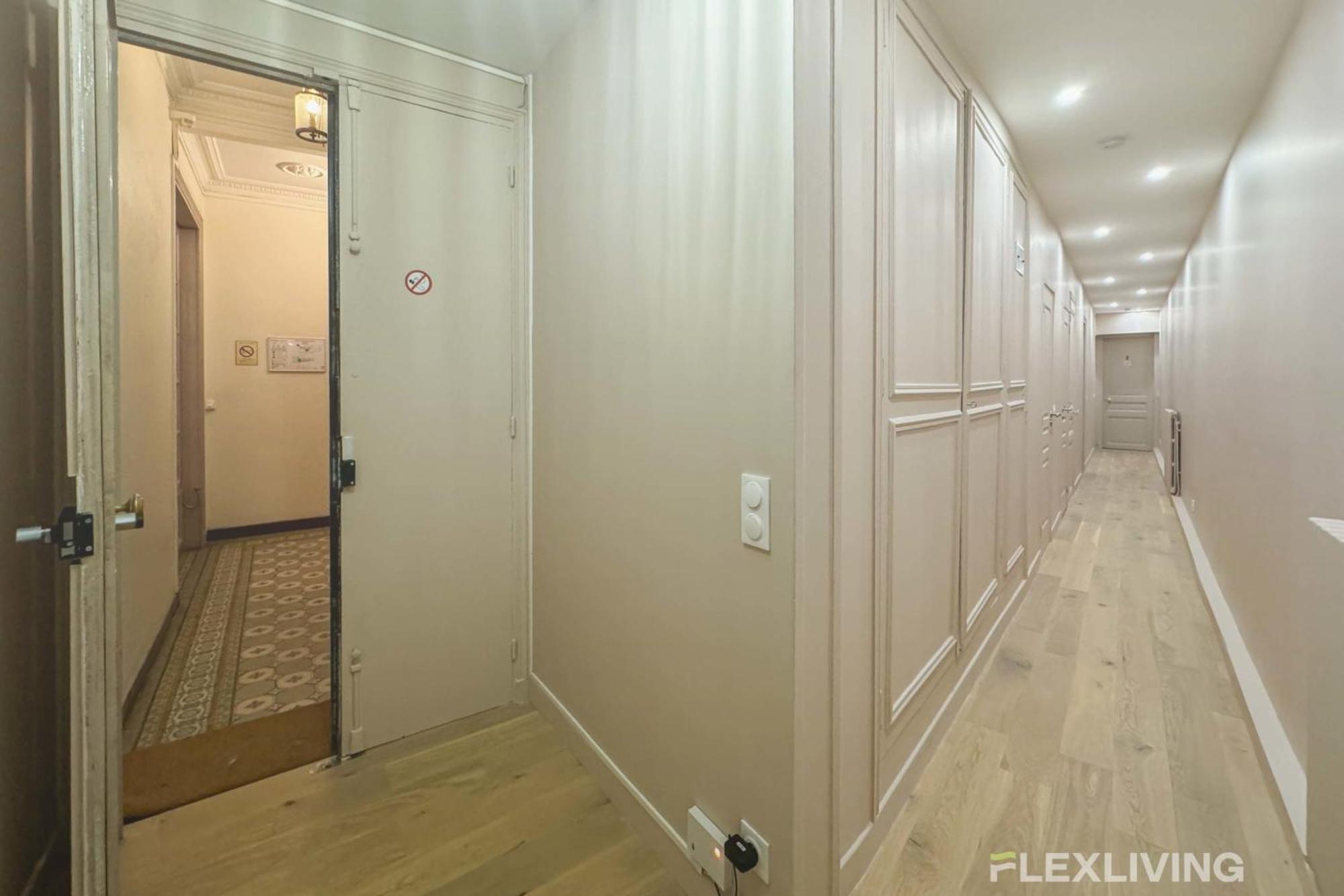 Apartment Flexliving - 99 Felix Faure - Whole *