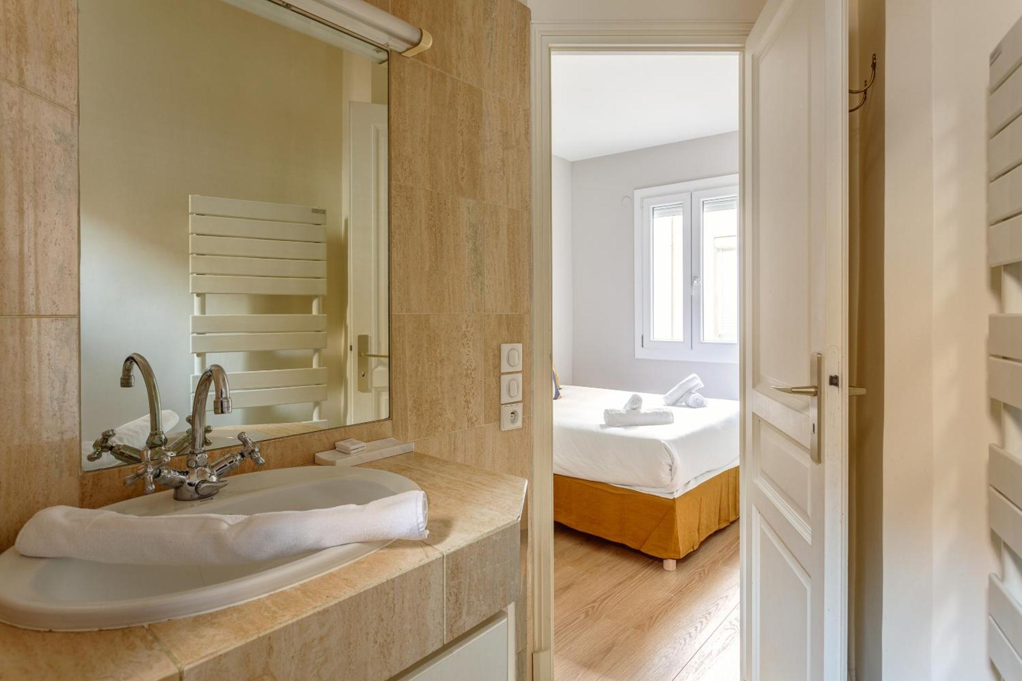 Apartment The Maubourg Eiffel Tower *
