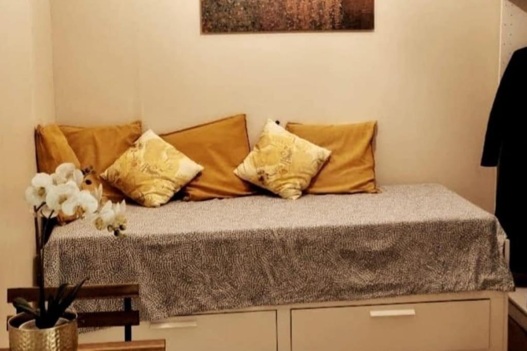 Apartment Charmant Studio