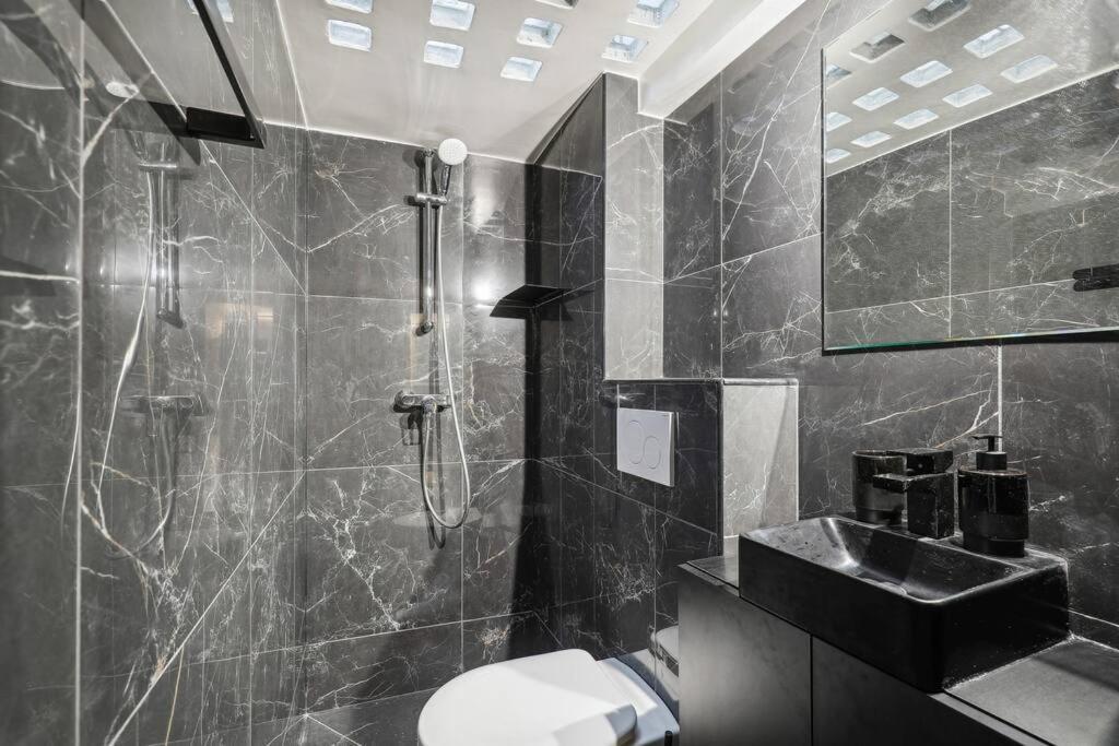 Duplex Parisien Pres Du Louvre Paris