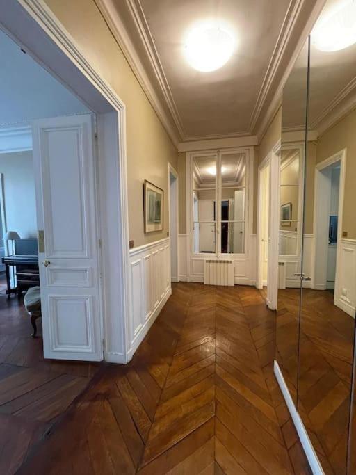 Elegant Parisien Apartment *