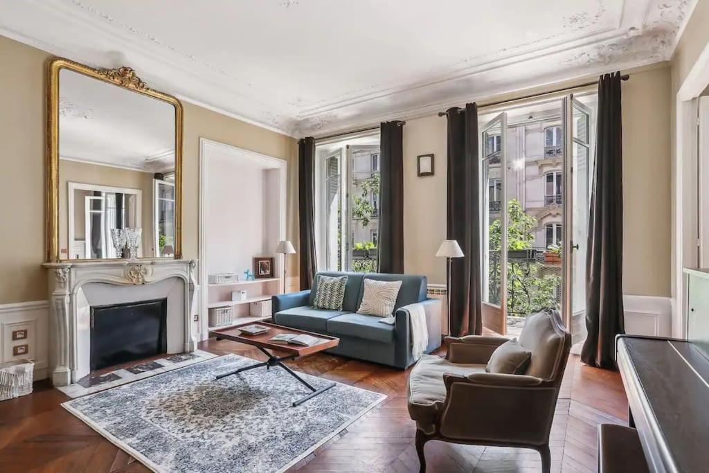 Apartment Elegant Parisien Paris