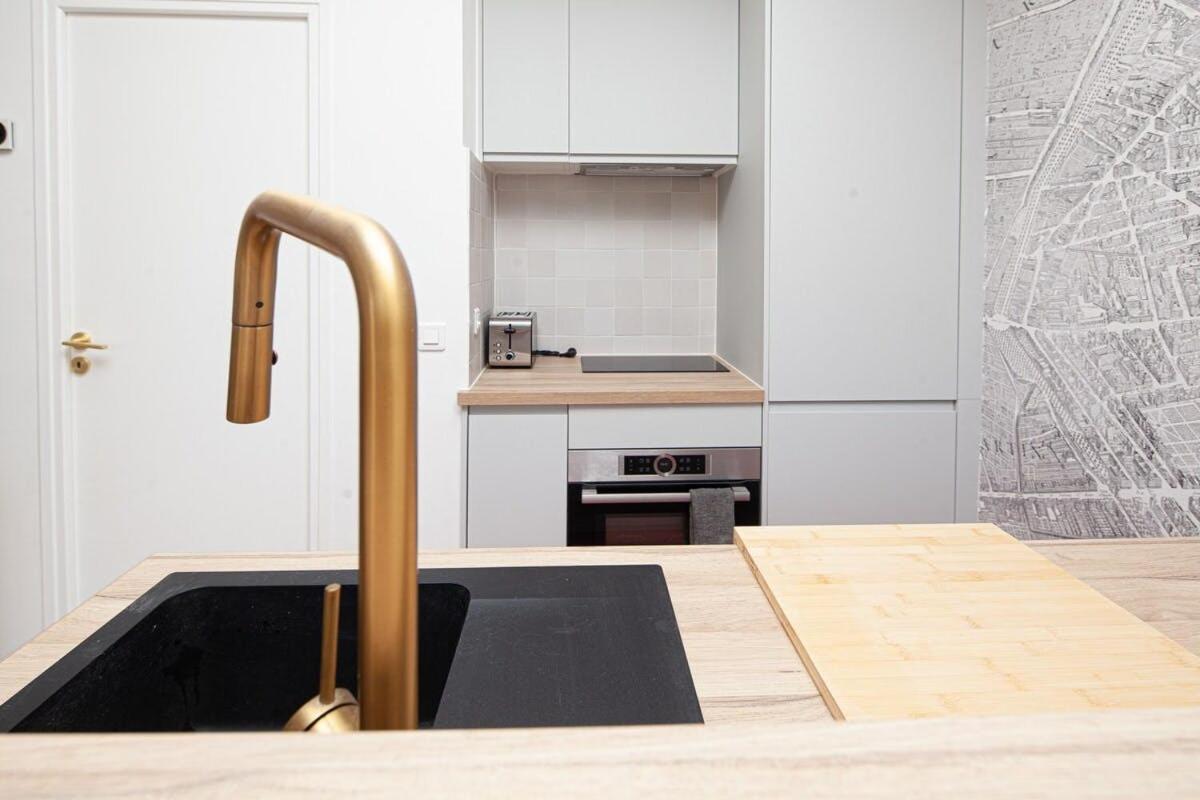 Apartment 15 - Tour Montparnasse - Bd Pasteur - 2 Pieces