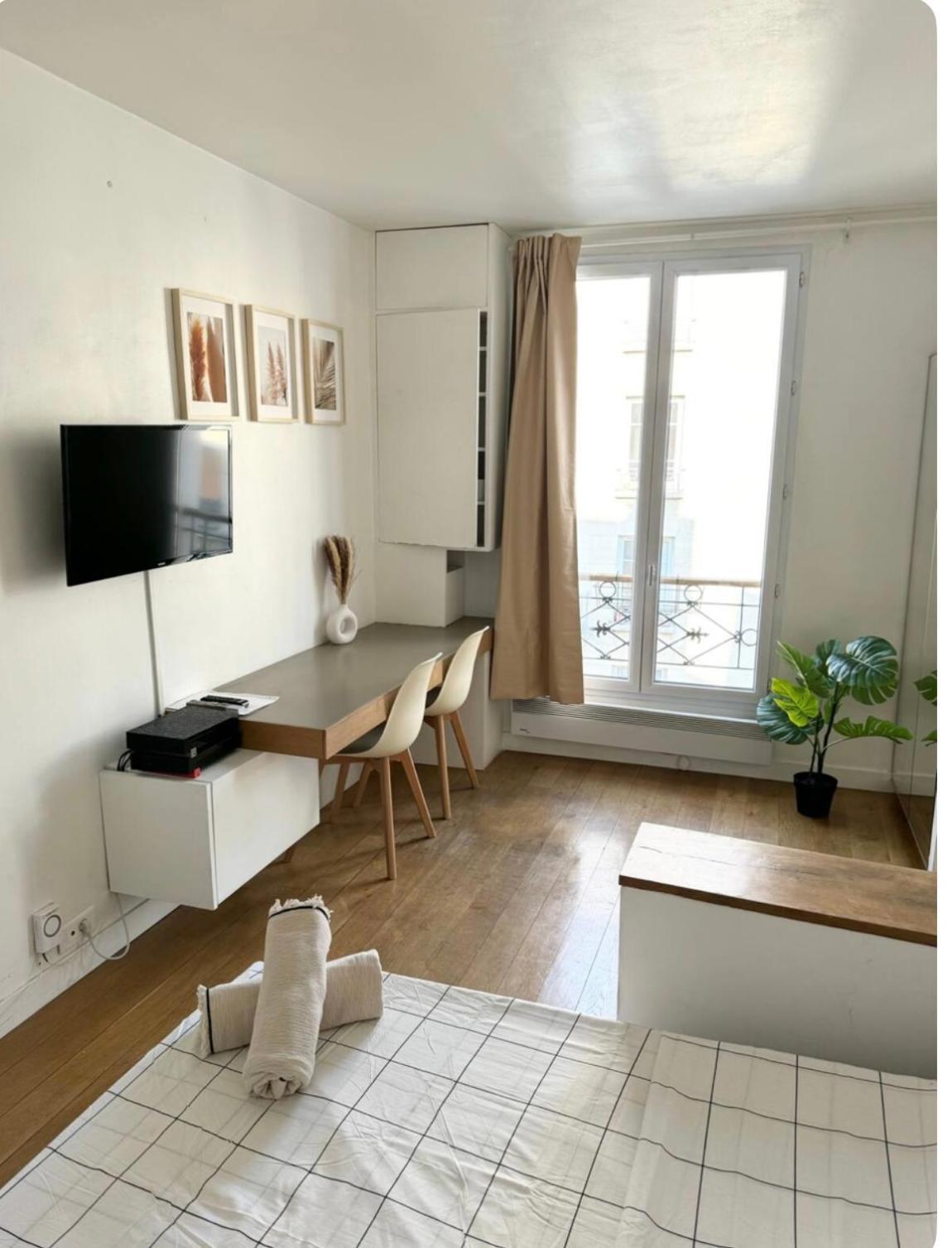 Pantheon Apartment