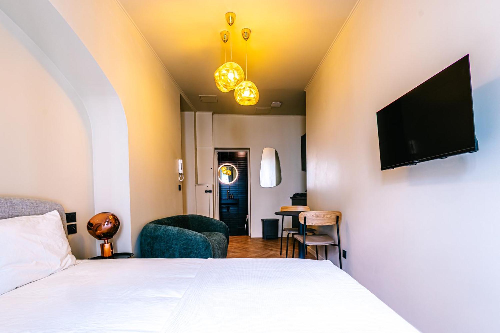 Design Neuf - * Paris