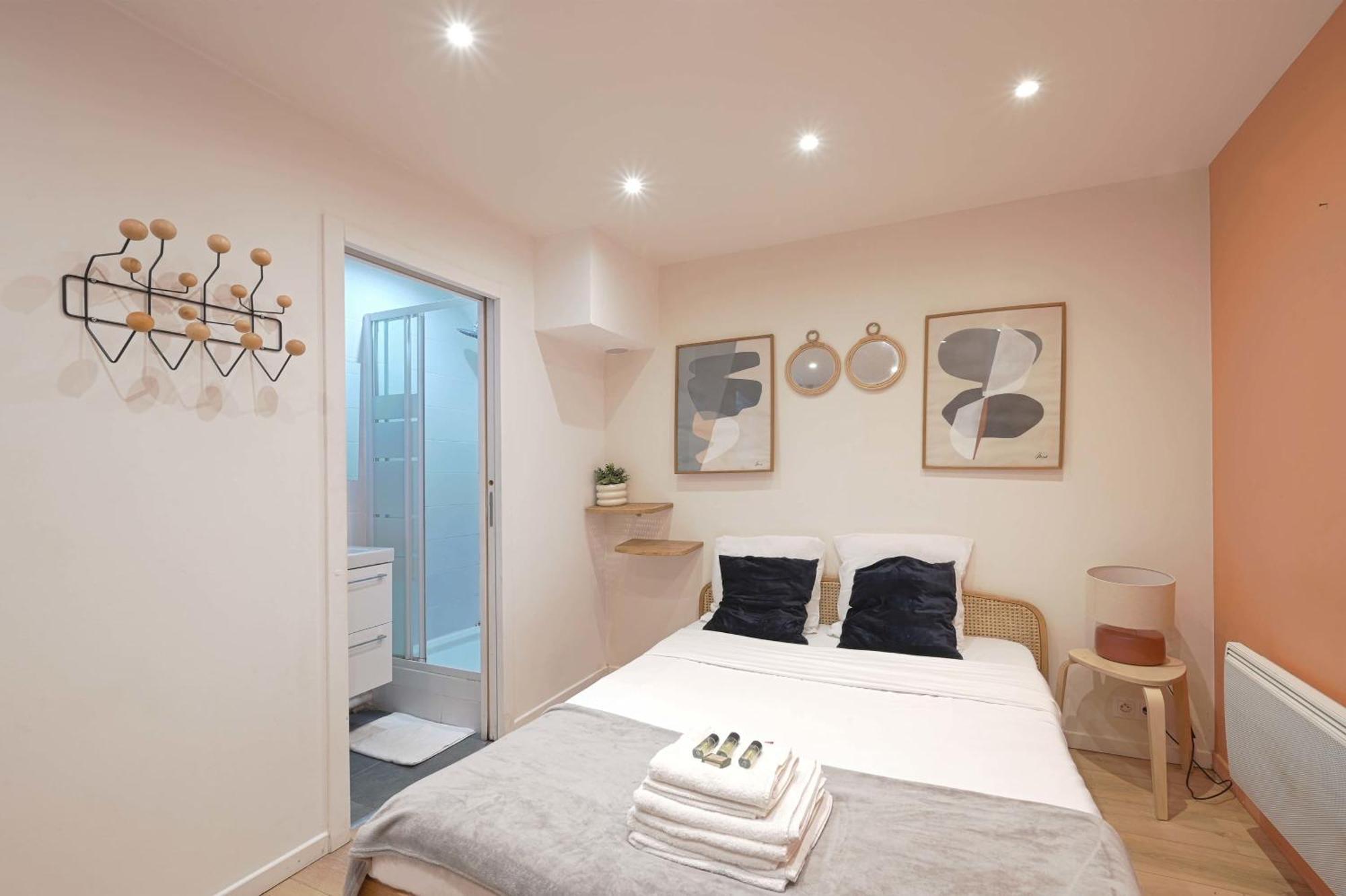 Charming Duplex Studio For Four * Paris