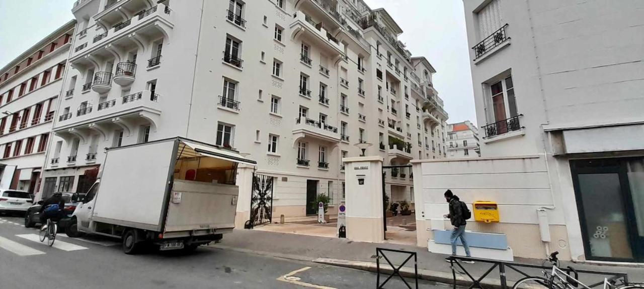 Apartment Avec Balcon Dans Calme Avec Gardien - *