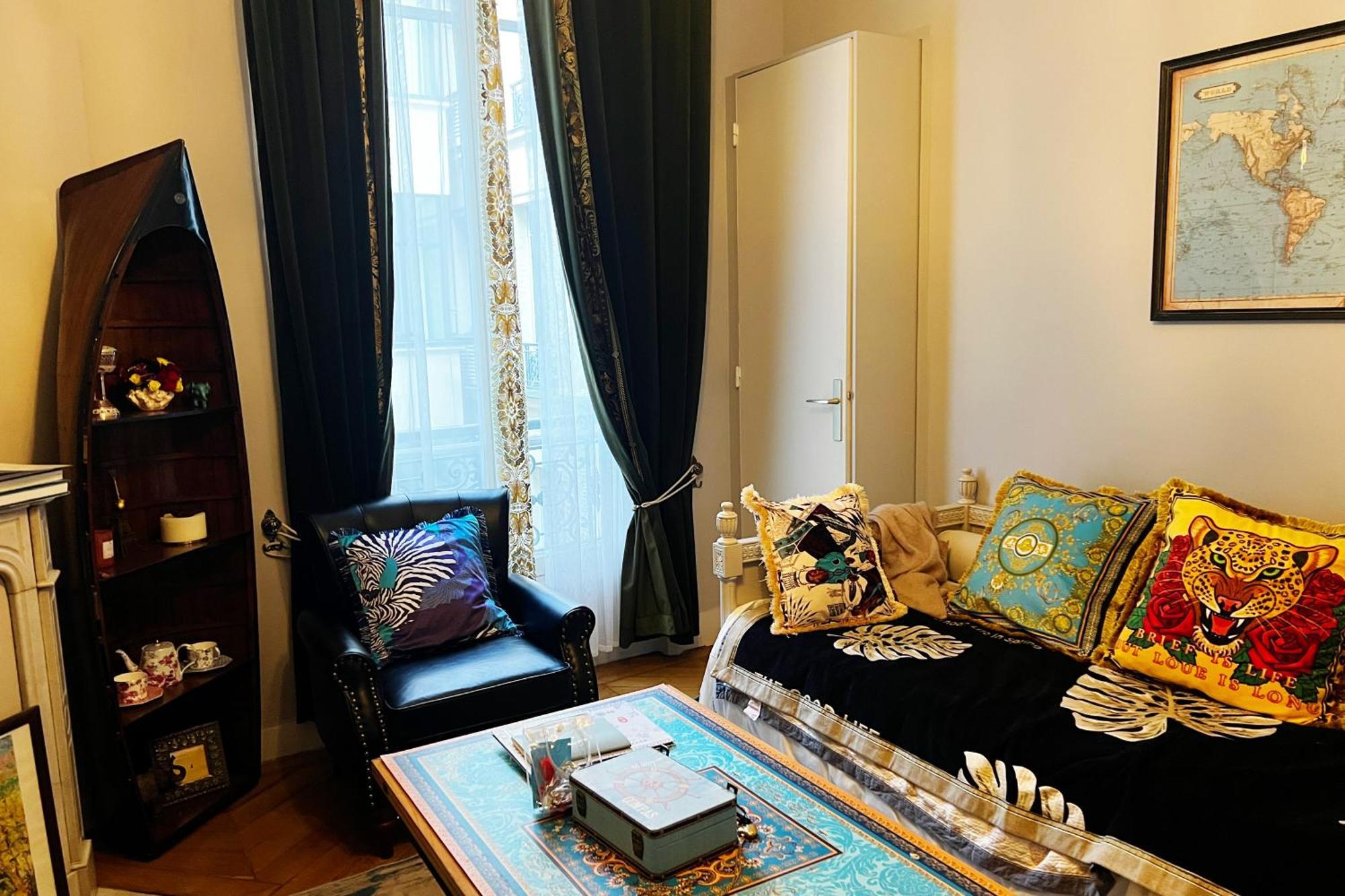 Elysees Charm Apartment *